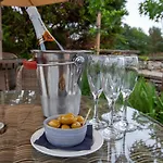 The Fox And Hounds Country 4*