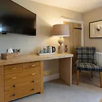 The Fox And Hounds Country Herberg 4*