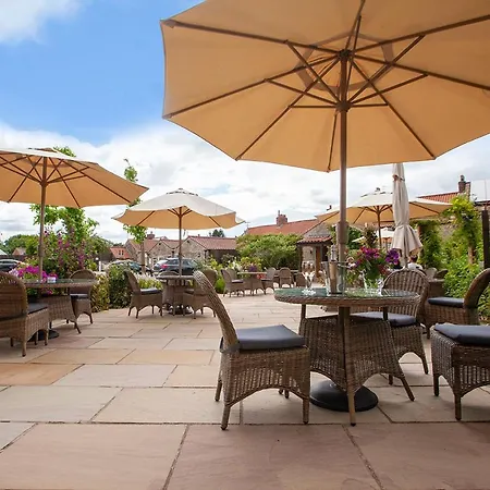 Inn The Fox And Hounds Country Pickering