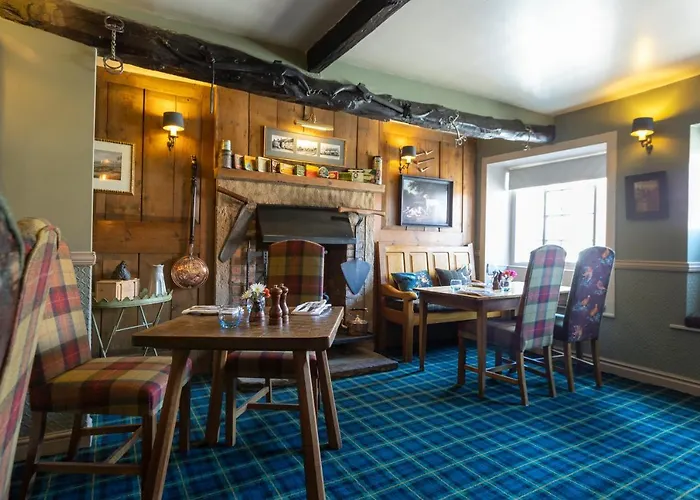 Inn The Fox And Hounds Country 4*