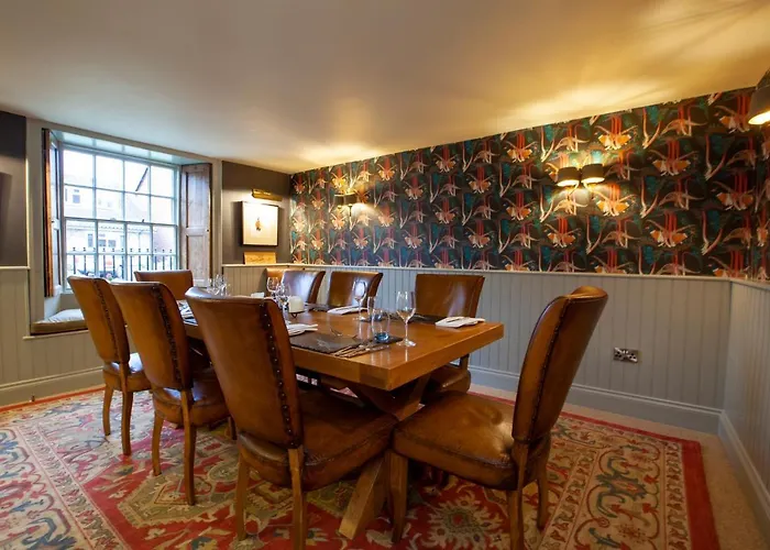 The Fox And Hounds Country Inn 4*